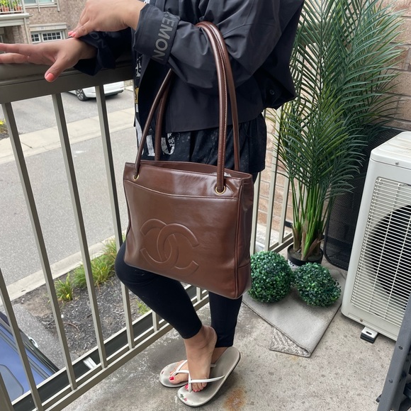 Vintage Chanel Shoulder Bag - Picture 9 of 13